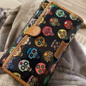 Tiny Slim Wallet Consuela